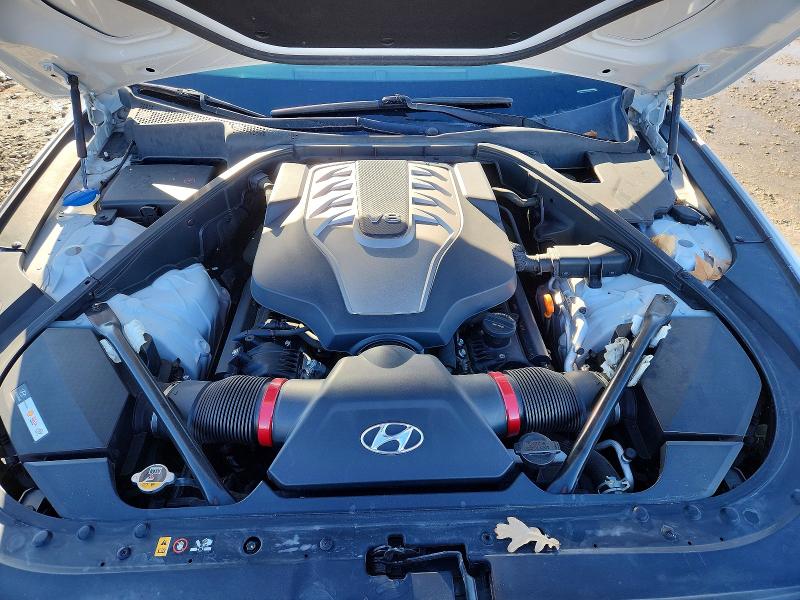 Photo 11 from auction – 2015 HYUNDAI GENESIS 5. with VIN KMHGN4JF5FU071766