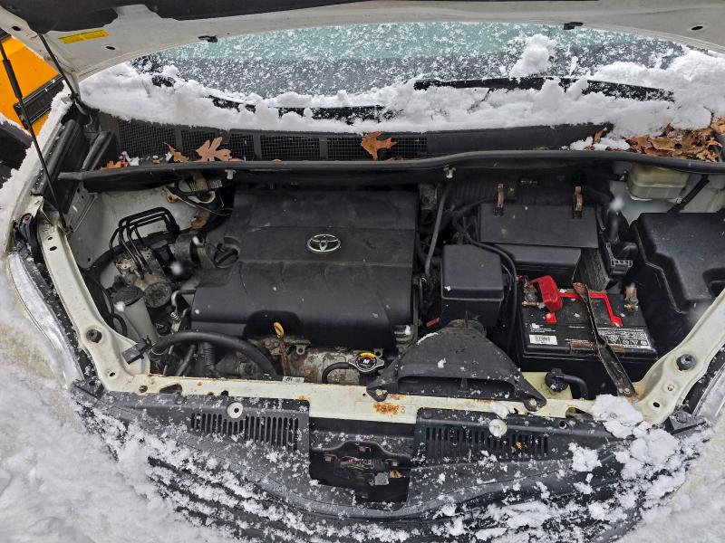 Photo 7 from auction – 2016 TOYOTA SIENNA with VIN 5TDZK3DC8GS745187