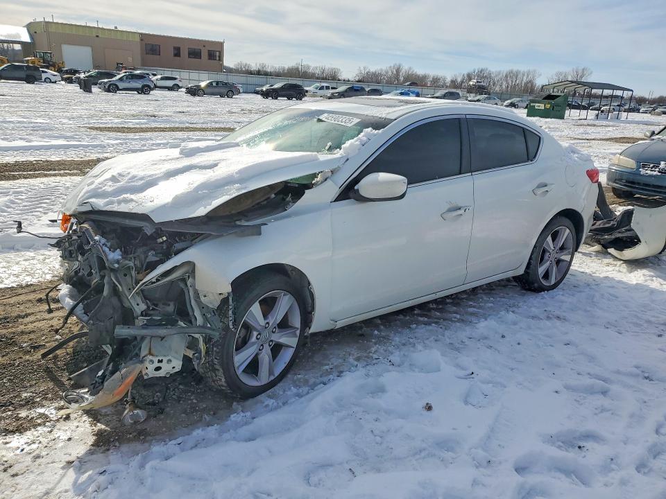 ACURA ILX 2013 with VIN 19VDE1F54DE011018 - Photo from auction