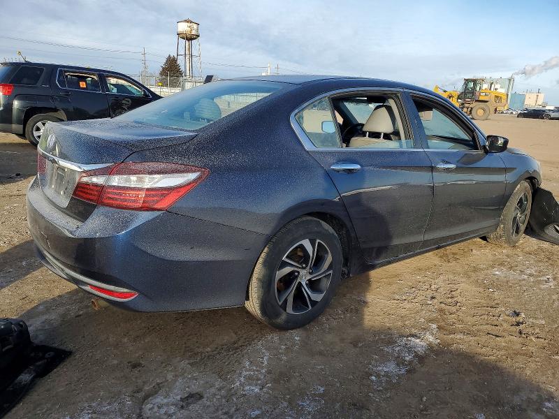 Photo 3 from auction – 2017 HONDA ACCORD with VIN 1HGCR2F38HA085922
