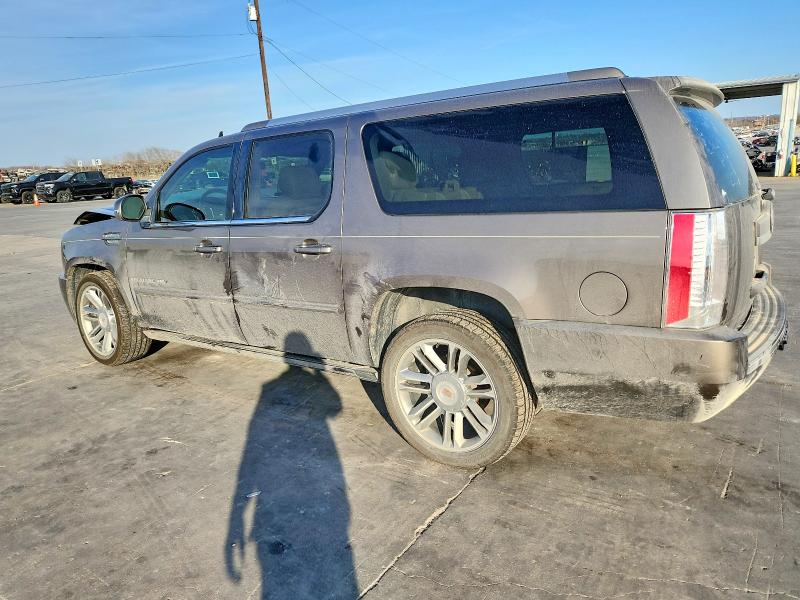 Foto 2 de la subasta – 2014 CADILLAC ESCALADE con VIN 1GYS4JEF3ER241919