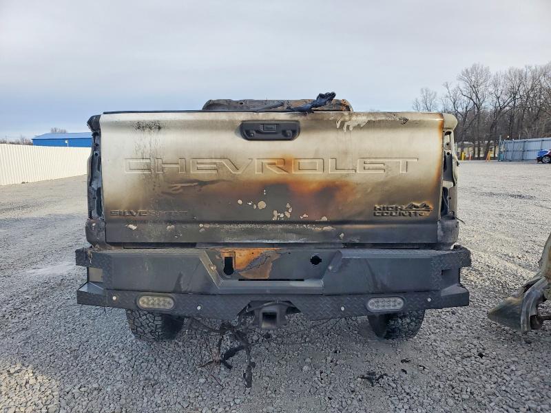 Photo 6 from auction – 2020 CHEVROLET SILVERADO with VIN 1GC4YREY8LF105173