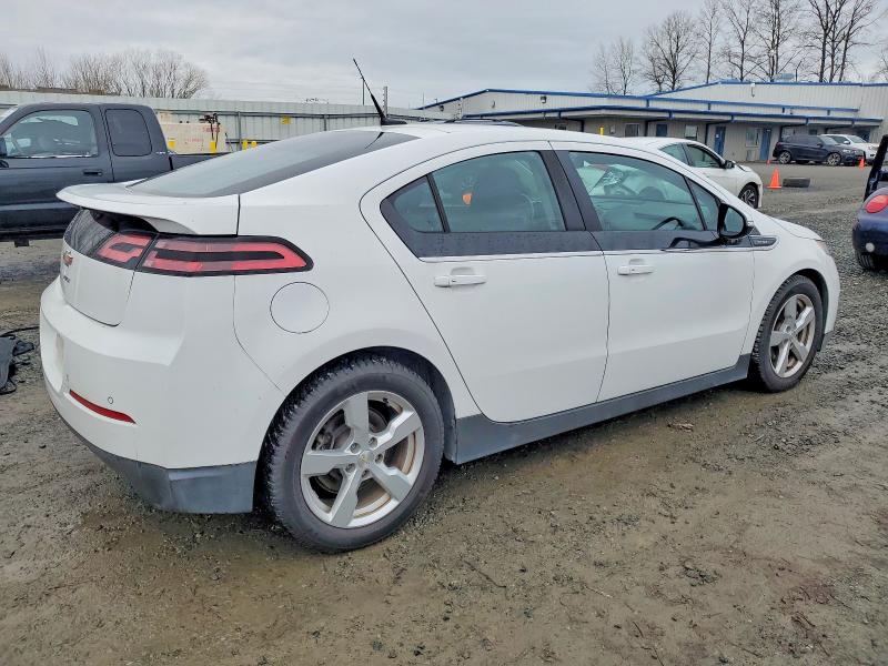 Photo 3 from auction – 2014 CHEVROLET VOLT with VIN 1G1RA6E46EU147371