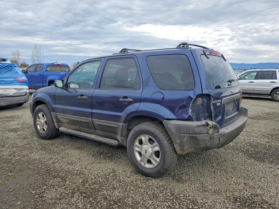 Photo 2 from auction – 2003 FORD ESCAPE XLT with VIN 1FMYU03183KB90081
