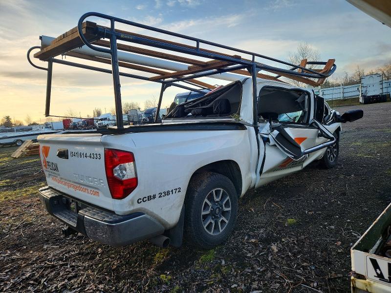 Photo 3 from auction – 2017 TOYOTA TUNDRA with VIN 5TFDY5F12HX613103
