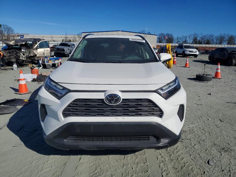 Photo 5 from auction – 2025 TOYOTA RAV4 XLE with VIN JTMRWRFV6SD345705