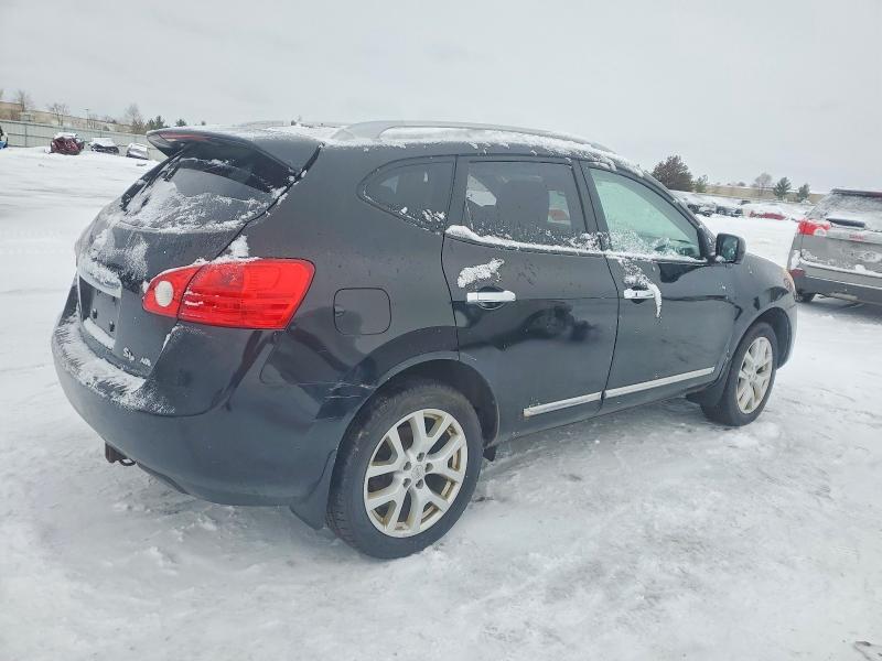 Photo 3 from auction – 2013 NISSAN ROGUE S with VIN JN8AS5MV2DW136977