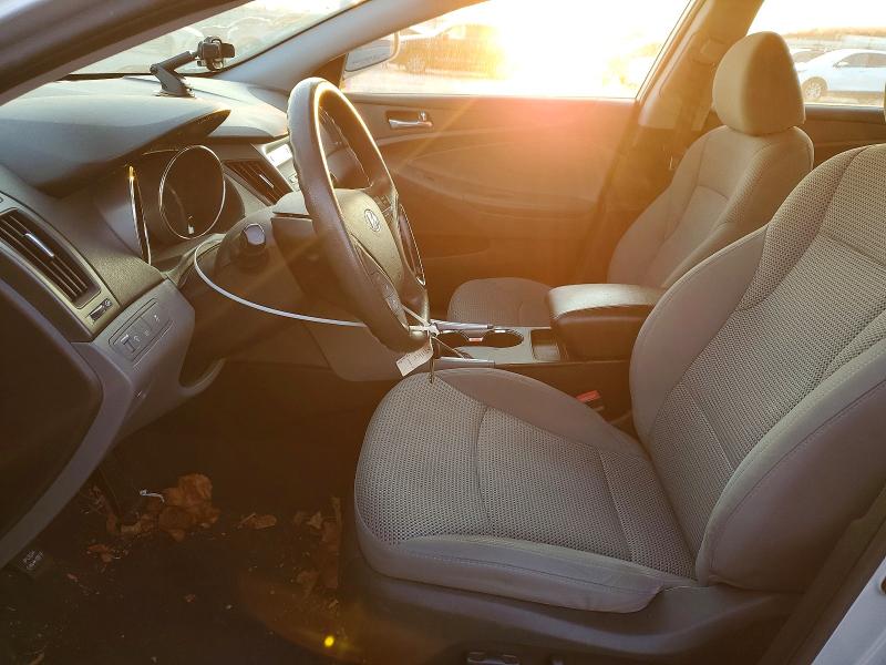 Photo 7 from auction – 2012 HYUNDAI SONATA GLS with VIN 5NPEB4AC0CH495730
