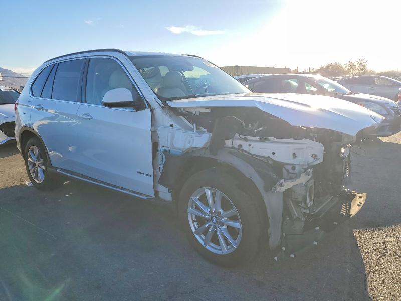 Photo 4 from auction – 2015 BMW X5 with VIN 5UXKR0C57F0K70971