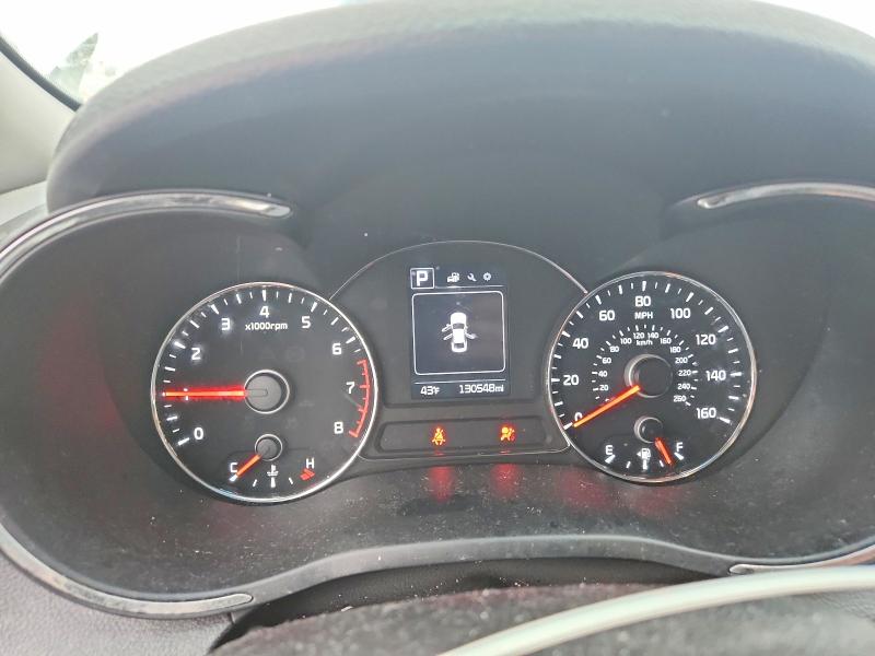 Photo 9 from auction – 2017 KIA FORTE with VIN 3KPFL4A74HE157781