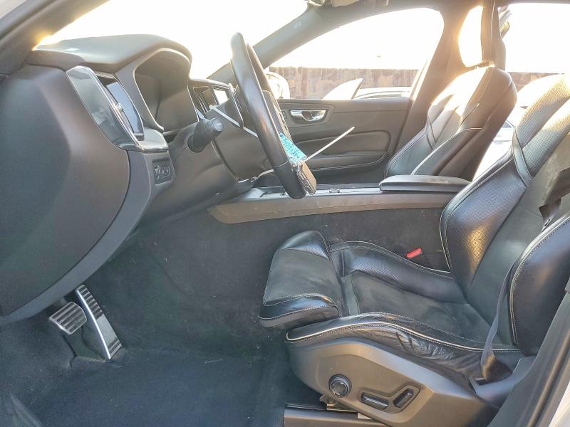 Photo 7 from auction – 2018 VOLVO XC60 with VIN YV4BR0DM5J1079718
