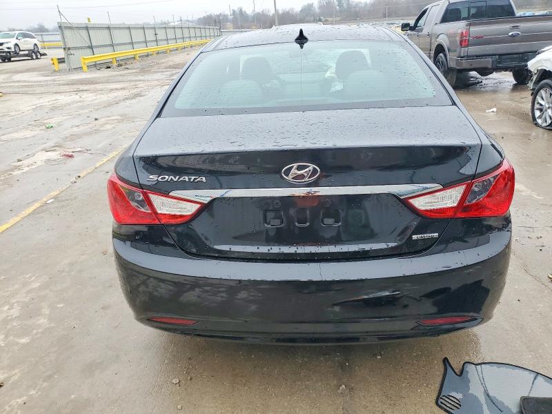 Photo 6 from auction – 2012 HYUNDAI SONATA SE with VIN 5NPEC4AC7CH418270