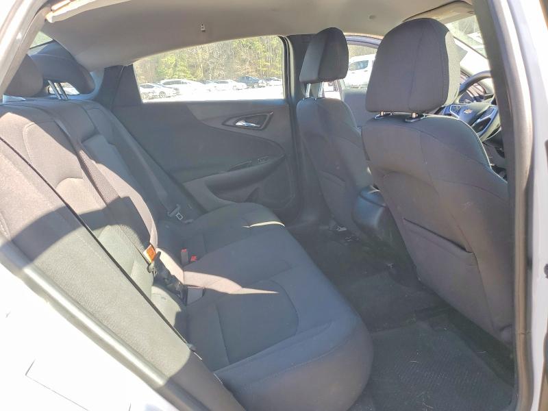 Photo 9 from auction – 2017 CHEVROLET MALIBU with VIN 1G1ZB5ST3HF203617