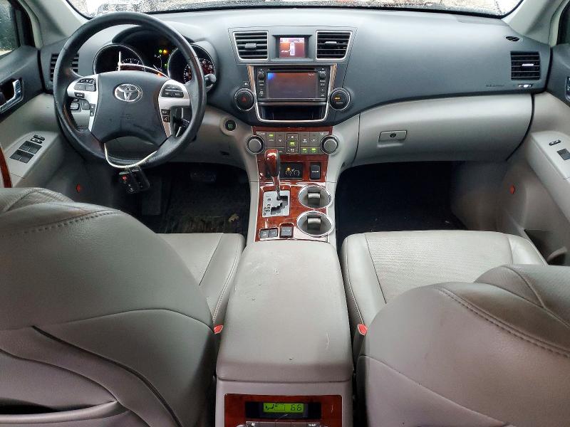 Photo 8 from auction – 2013 TOYOTA HIGHLANDER with VIN 5TDDK3EH0DS248294