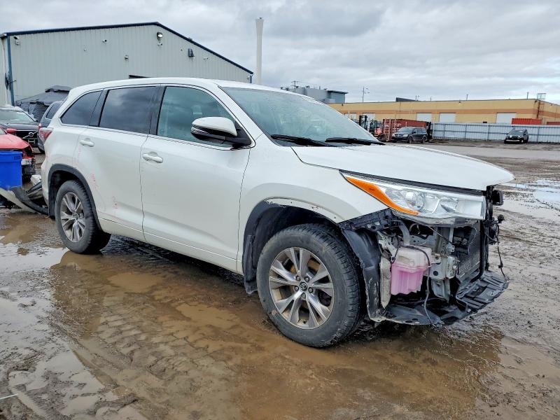 Photo 4 from auction – 2016 TOYOTA HIGHLANDER with VIN 5TDBKRFH9GS261980
