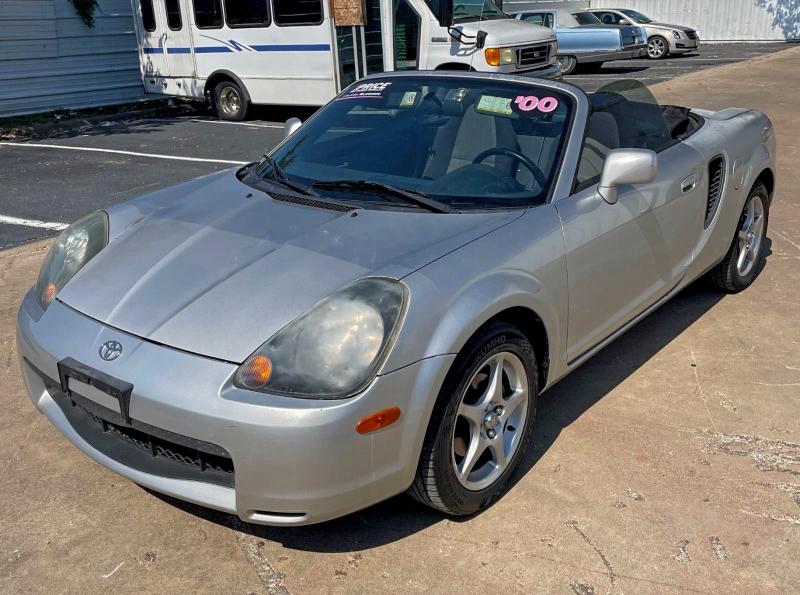 Photo 2 from auction – 2000 TOYOTA MR2 SPYDER with VIN JTDFR3203Y0018812