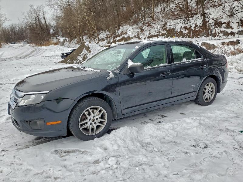 FORD FUSION S 2010 with VIN 3FAHP0GA0AR190886 - Photo from auction
