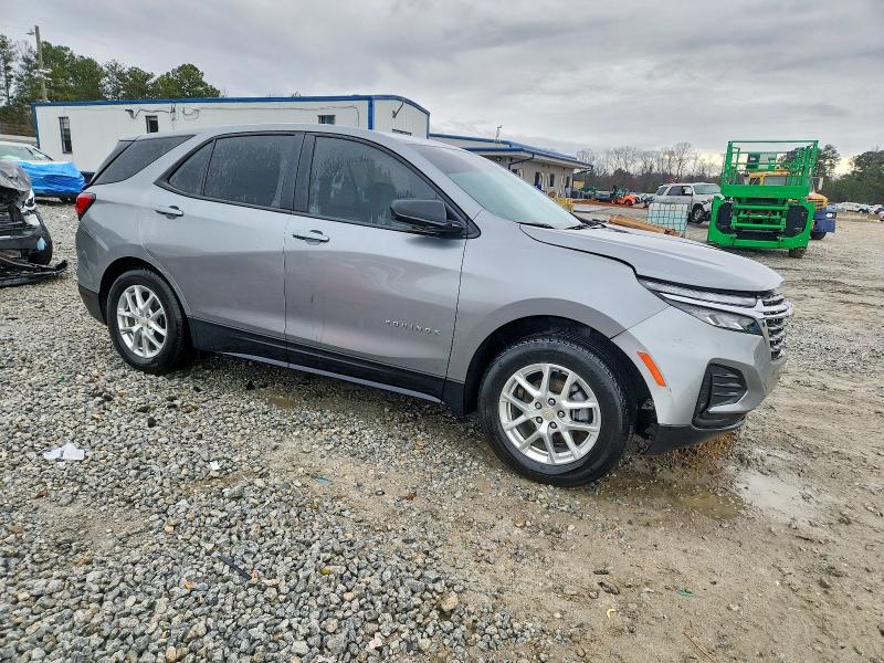 Photo 4 from auction – 2024 CHEVROLET EQUINOX LS with VIN 3GNAXHEG9RL180879