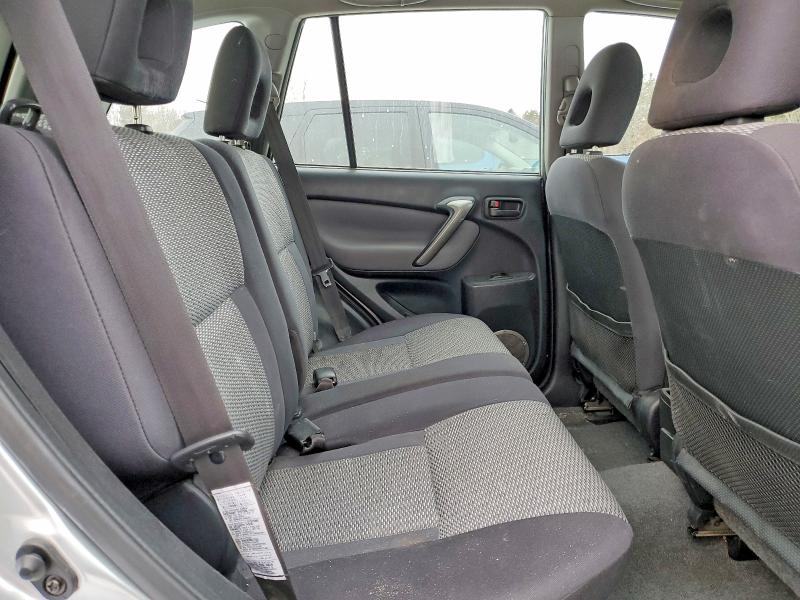 Photo 11 from auction – 2005 TOYOTA RAV4 with VIN JTEHD20V156027061