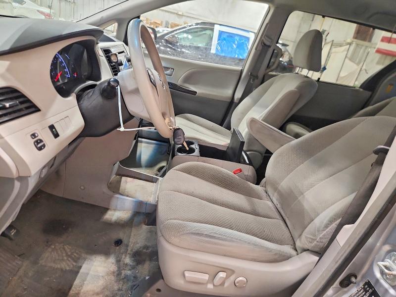 Photo 7 from auction – 2014 TOYOTA SIENNA LE with VIN 5TDKK3DC3ES496022