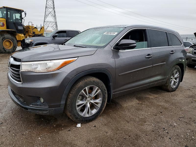 TOYOTA HIGHLANDER 2015 مع رقم تعريف المركبة 5TDJKRFH0FS122847 - صورة من المزاد