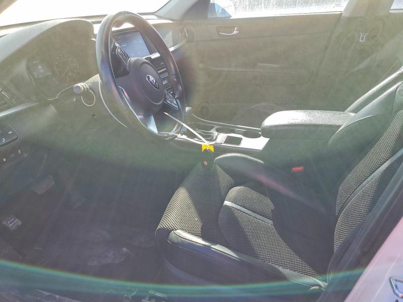 Photo 7 from auction – 2019 KIA OPTIMA LX with VIN 5XXGT4L33KG333197
