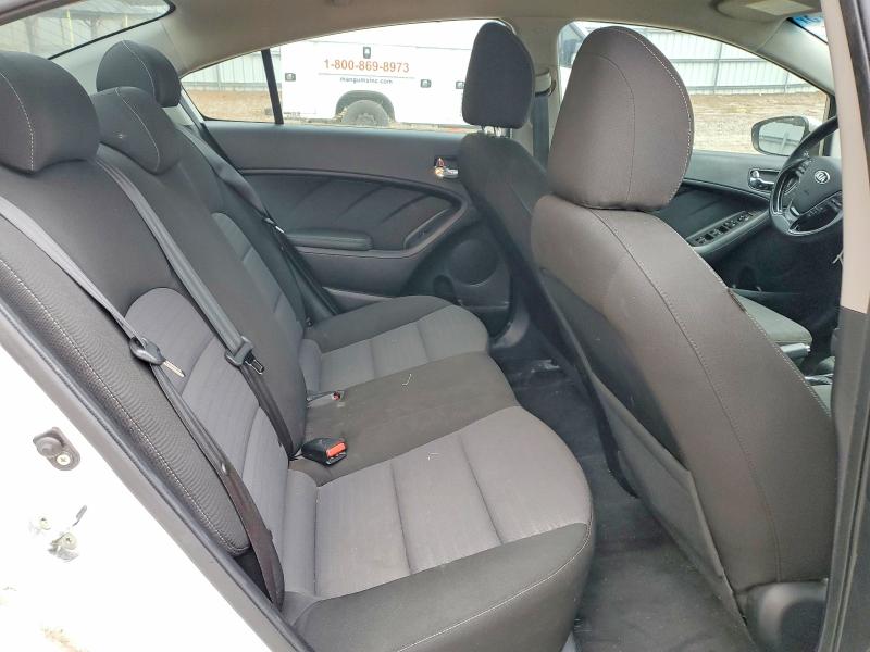 Photo 10 from auction – 2017 KIA FORTE with VIN 3KPFL4A71HE041471