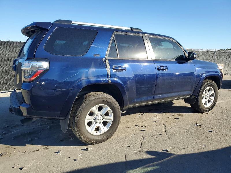 Photo 3 from auction – 2021 TOYOTA 4RUNNER SR with VIN JTEFU5JR0M5251145