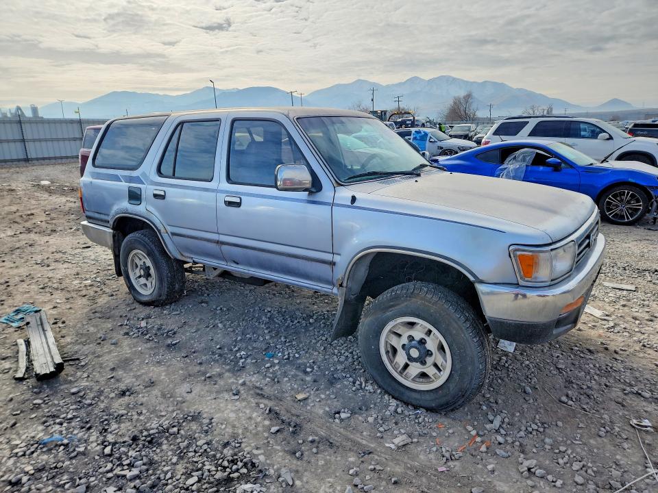 Photo 4 from auction – 1994 TOYOTA 4RUNNER with VIN JT3VN39W2R0141783
