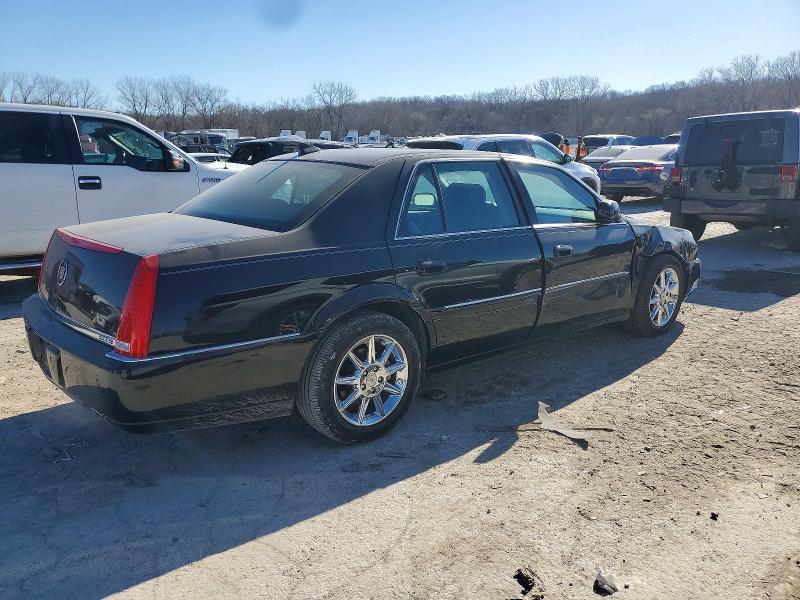 Photo 3 from auction – 2011 CADILLAC DTS with VIN 1G6KD5E64BU103184