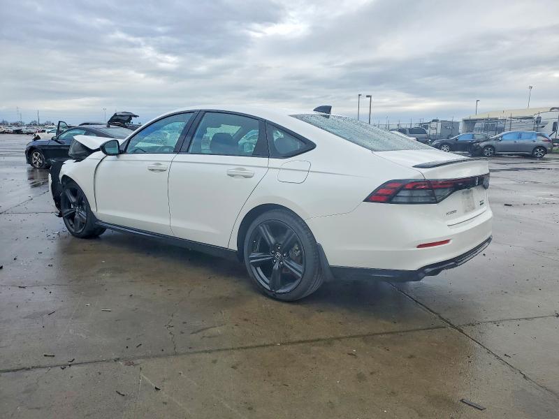 Photo 2 from auction – 2024 HONDA ACCORD HYB with VIN 1HGCY2F76RA074263