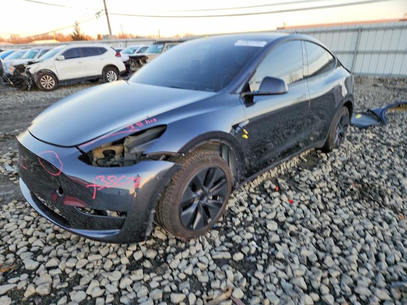 Photo 1 from auction – 2024 TESLA MODEL Y with VIN 7SAYGDED3RF128851