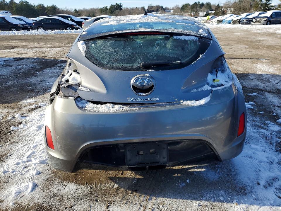 Photo 6 from auction – 2014 HYUNDAI VELOSTER with VIN KMHTC6AD7EU207828