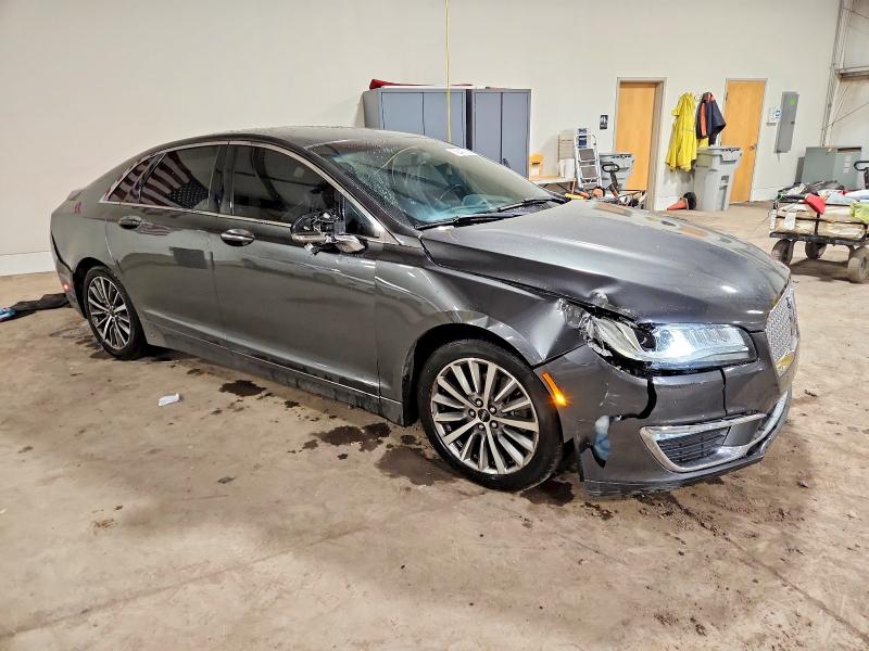 Photo 4 from auction – 2017 LINCOLN MKZ PREMIE with VIN 3LN6L5B92HR643905