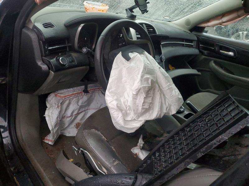 Photo 8 from auction – 2015 CHEVROLET MALIBU 1LT with VIN 1G11C5SL7FF265626