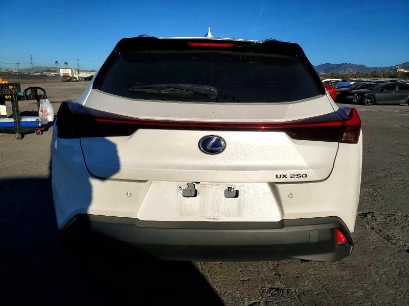 Zdjęcie 6 z aukcji – 2021 LEXUS UX 250H z VIN JTHP9JBH7M2048035