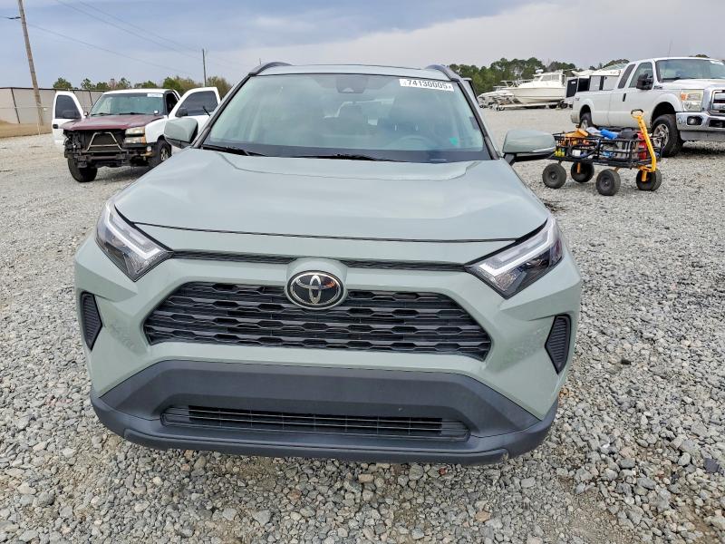 Photo 5 from auction – 2022 TOYOTA RAV4 XLE with VIN 2T3W1RFV9NW203812