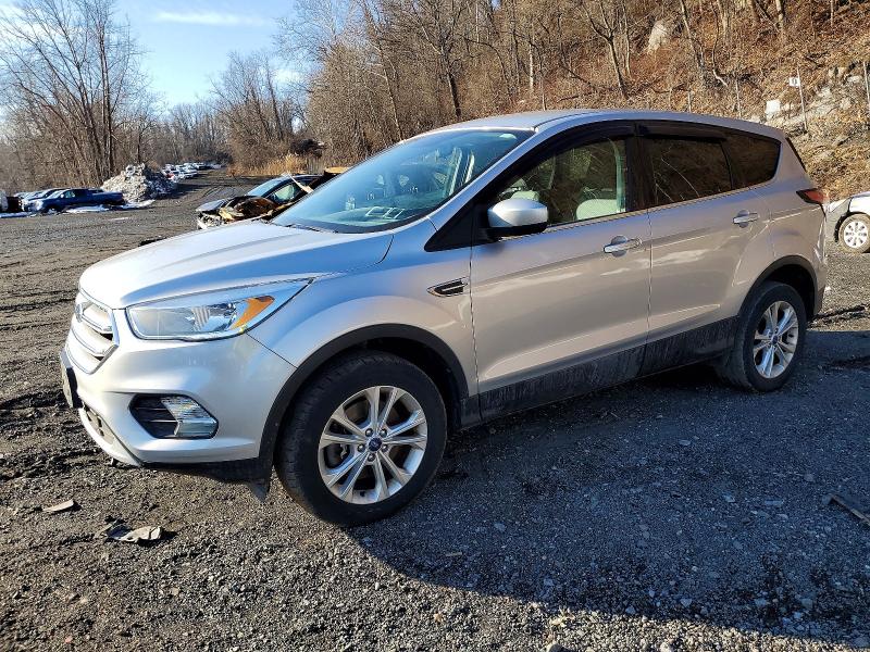 FORD ESCAPE 2017 with VIN 1FMCU9GD4HUE62284 - Photo from auction