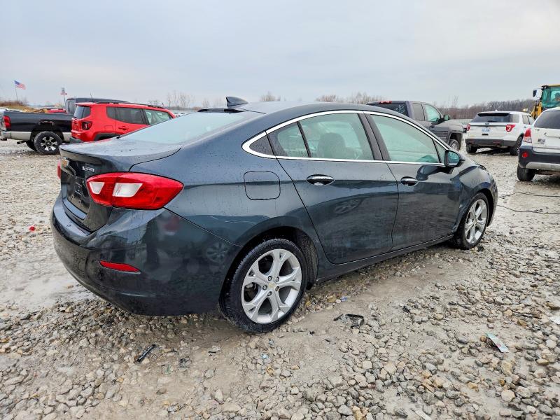 Photo 3 from auction – 2017 CHEVROLET CRUZE PREM with VIN 3G1BF5SM0HS536903
