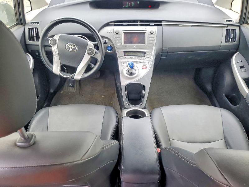Photo 8 from auction – 2015 TOYOTA PRIUS with VIN JTDKN3DU5F1895691