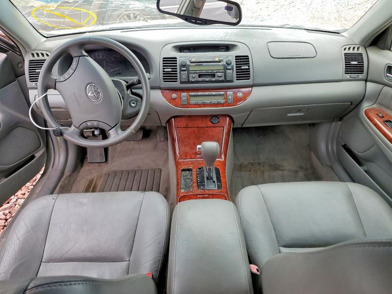 Photo 8 from auction – 2005 TOYOTA CAMRY LE with VIN 4T1BF32K45U095813