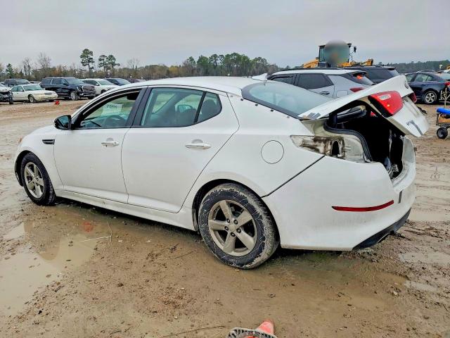 Photo 2 from auction – 2015 KIA OPTIMA with VIN KNAGM4A7XF5647438