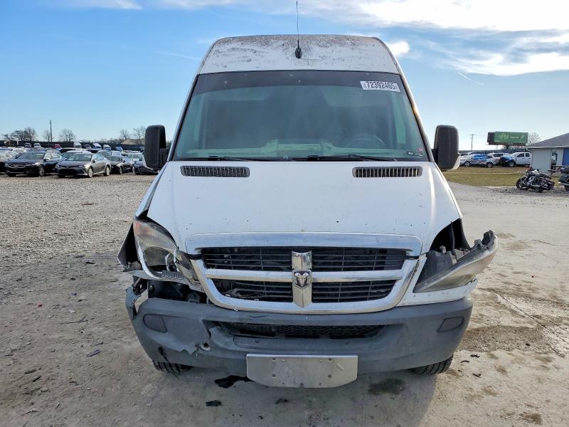Photo 5 from auction – 2008 DODGE SPRINTER 2 with VIN WD0PE845X85282948