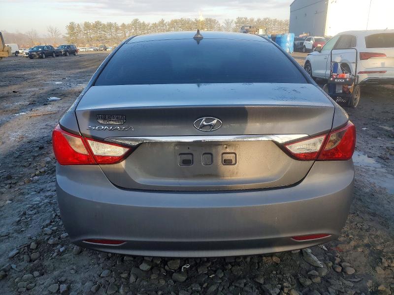 Photo 6 from auction – 2012 HYUNDAI SONATA GLS with VIN 5NPEB4AC9CH321879
