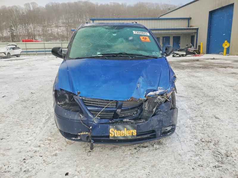 Photo 5 from auction – 2005 DODGE GRAND CARA with VIN 1D4GP24R45B179771