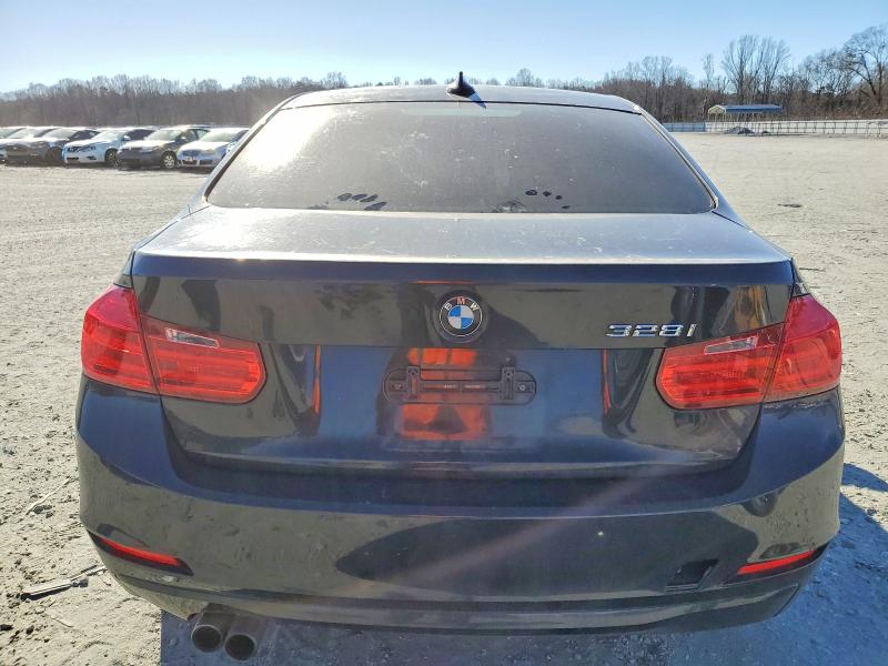 Photo 6 from auction – 2015 BMW 328 with VIN WBA3C1C59FK117815