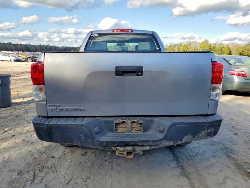 Photo 6 from auction – 2010 TOYOTA TUNDRA with VIN 5TFRU5F18AX021390