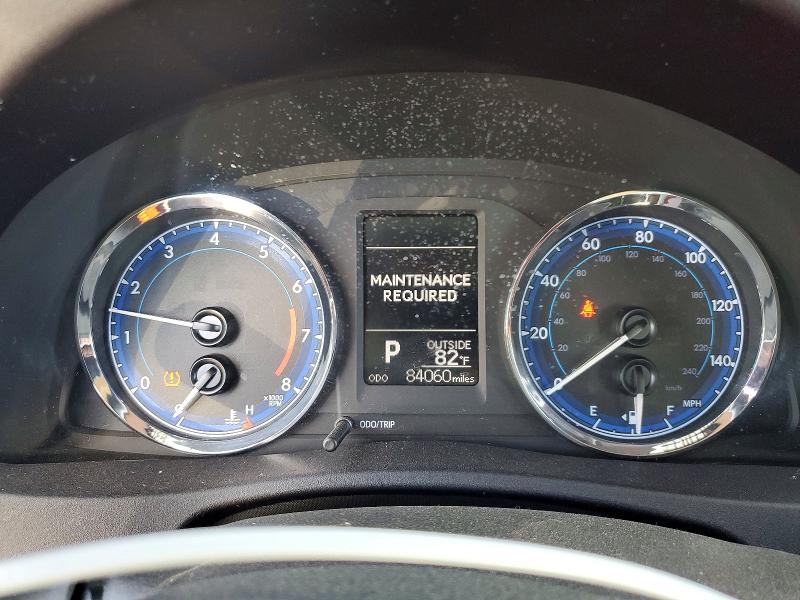Photo 9 from auction – 2018 TOYOTA COROLLA with VIN 2T1BURHE7JC984580