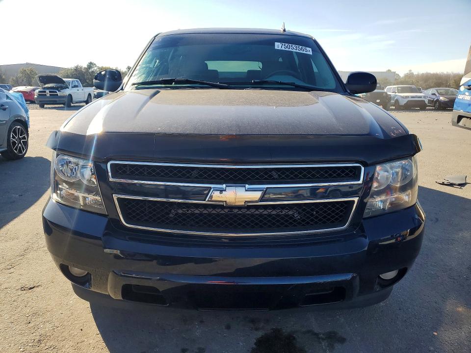 Photo 5 from auction – 2008 CHEVROLET SUBURBAN C with VIN 3GNFC16J28G147152