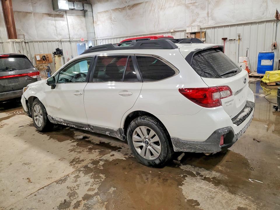 Photo 2 from auction – 2019 SUBARU OUTBACK 2. with VIN 4S4BSAFC0K3312438
